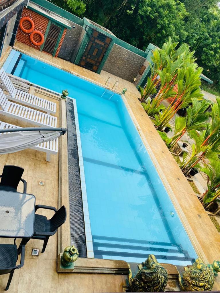 D Family Resort Anuradhapura Exterior photo